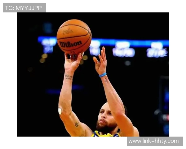 名嘴称库里如同昔日科比球队实力平平但绝不会交易他