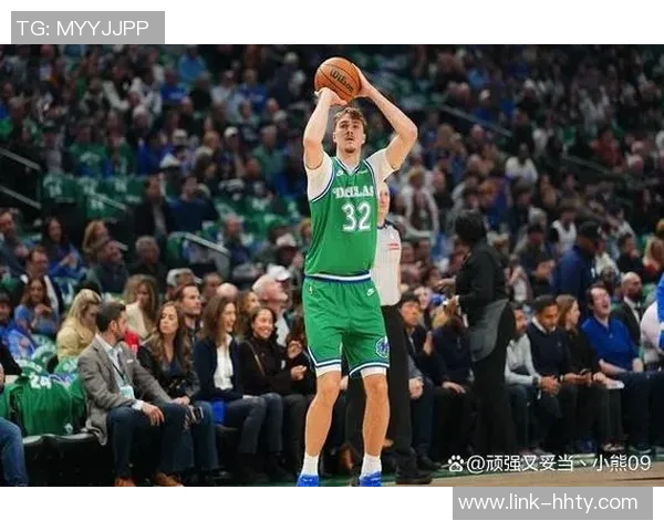 克尼佩尔表现出色12投7中砍下21分7助攻三分球命中率高达55